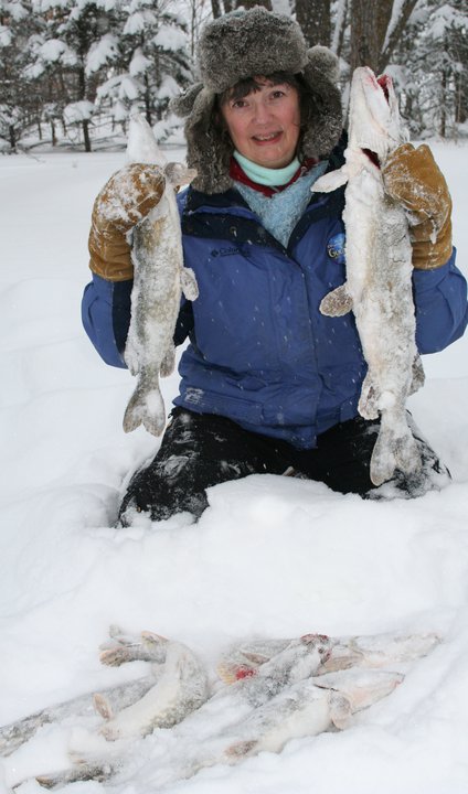 166672_187097047985601_1277534_n