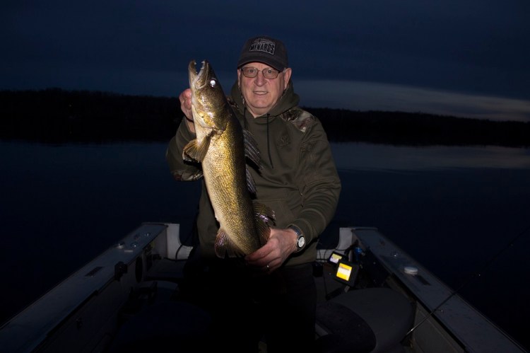 Russ 27_ Walleye eml